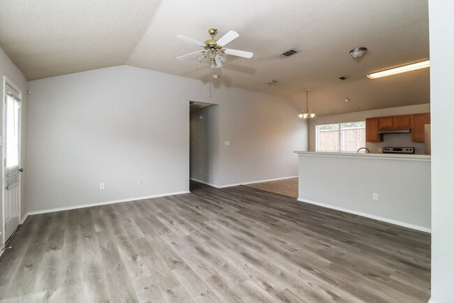 Photo - 10662 Flamewood Dr