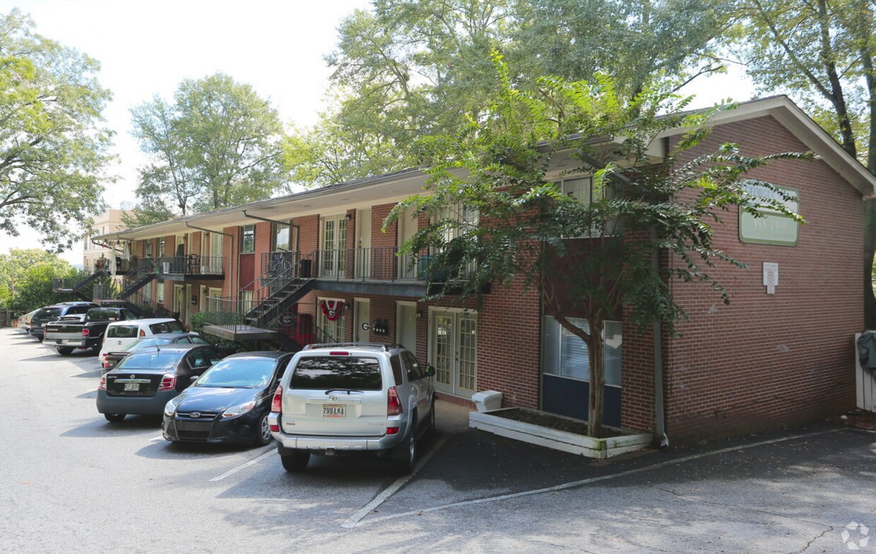 Photo - 425 S Church St (Athens, GA)