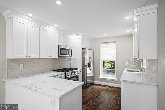 Photo - 15 Llanfair Rd