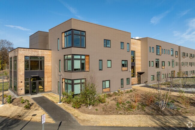 Photo - Meadows Apartments