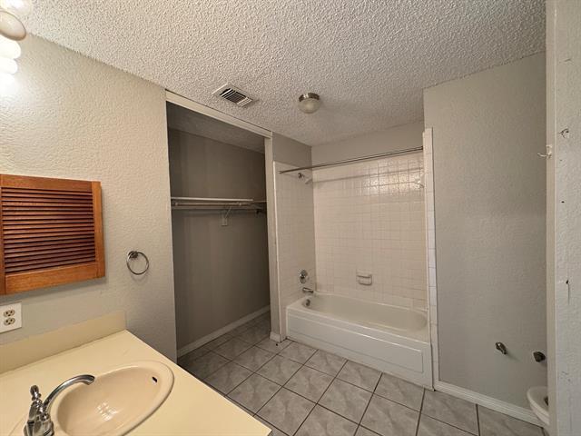 Photo - 6511 Devine Dr