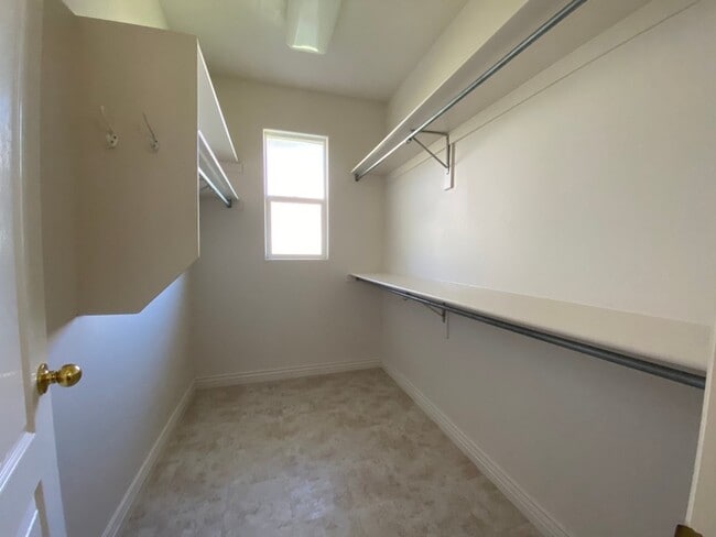Photo - 862 Owls Way
