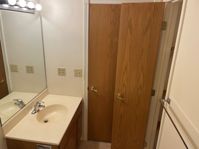 Photo - Heritage High Apartments