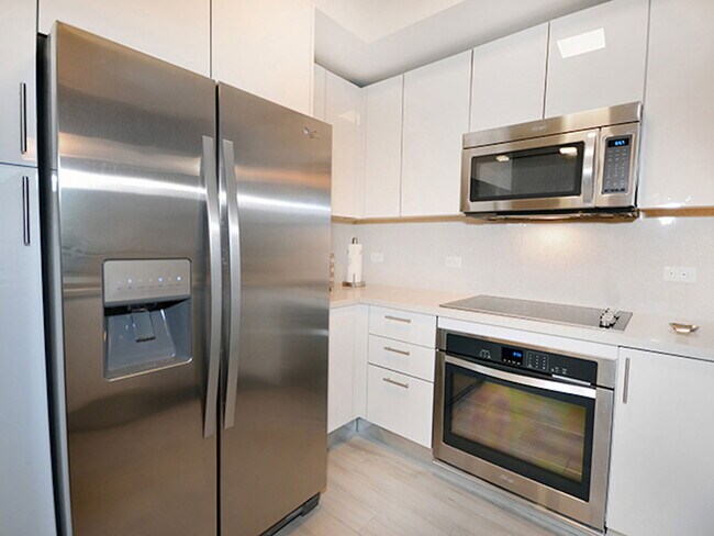 Photo - 999 SW 1st Ave Unidad 1611