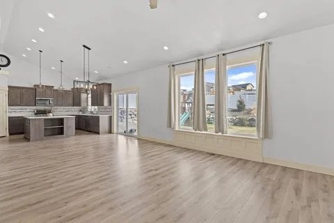 Photo - 1270 Dolostone Dr