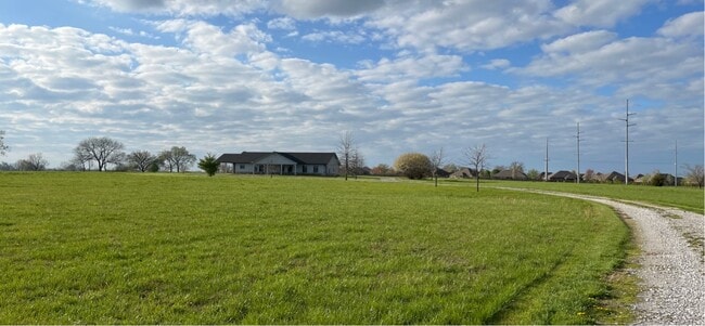 Photo - 9969 Glen Rd