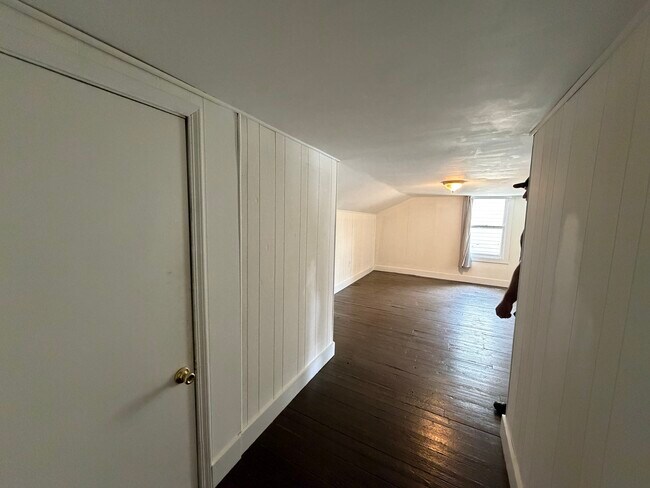 Photo - 711 S 42nd St