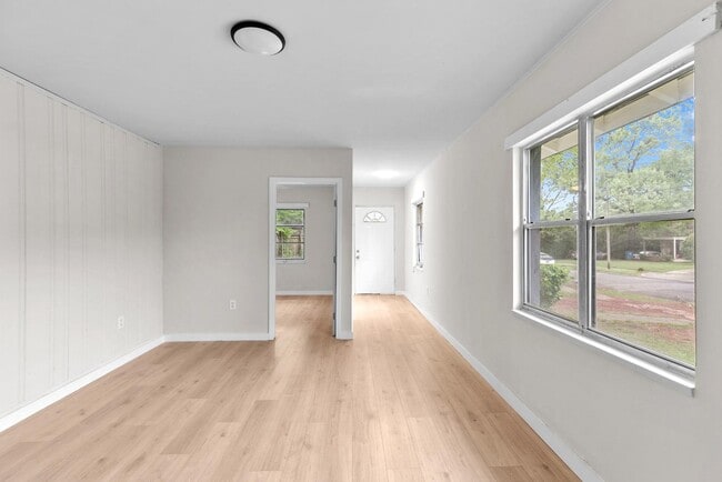 Photo - 725 40th Pl Apartamento