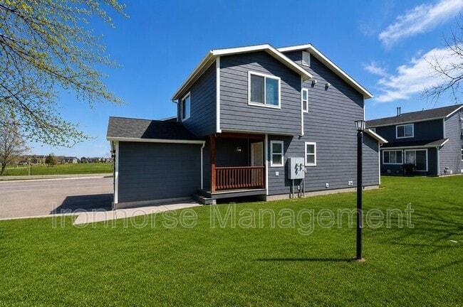 Building Photo - 2471 Wheeler Dr Unit D