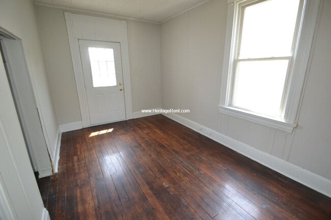 Photo - 529 Hawthorne Ave Unit 2