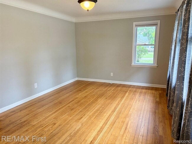 Photo - 1815 Mcdonald Ave