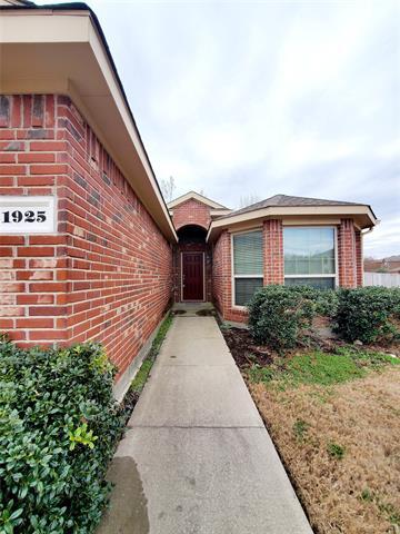 Photo - 1925 Carol Ln