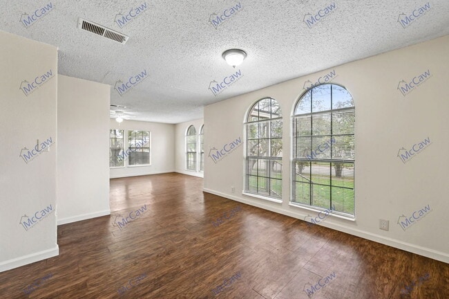 Photo - 14614 Seminole Dr