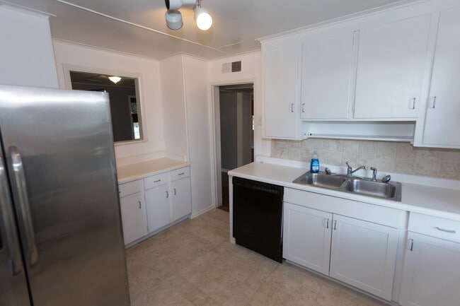 Photo - 2 BR House