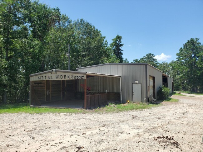 12021 Old Montgomery Rd