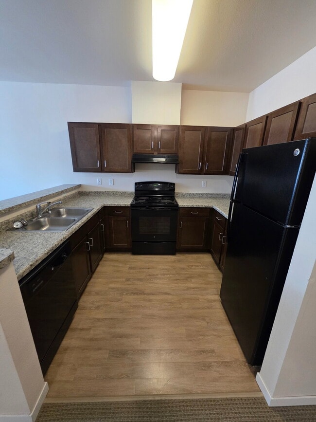 Photo - 2 Bedroom | 1 Bathroom 2nd Floor Apartment Available RIGHT NOW! Unit 203