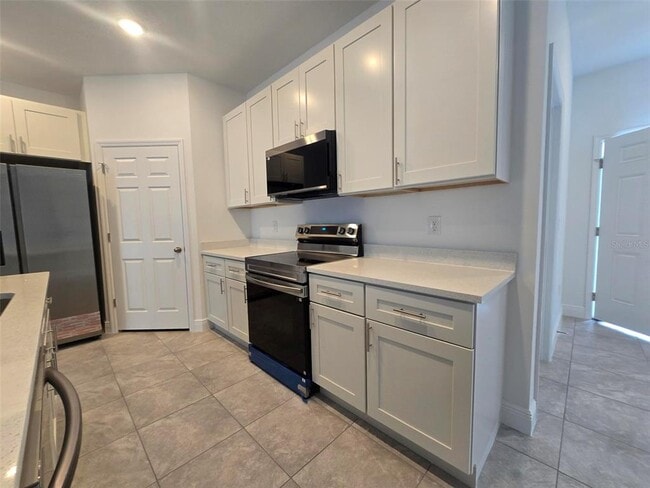 208 Locust Pass Dr
