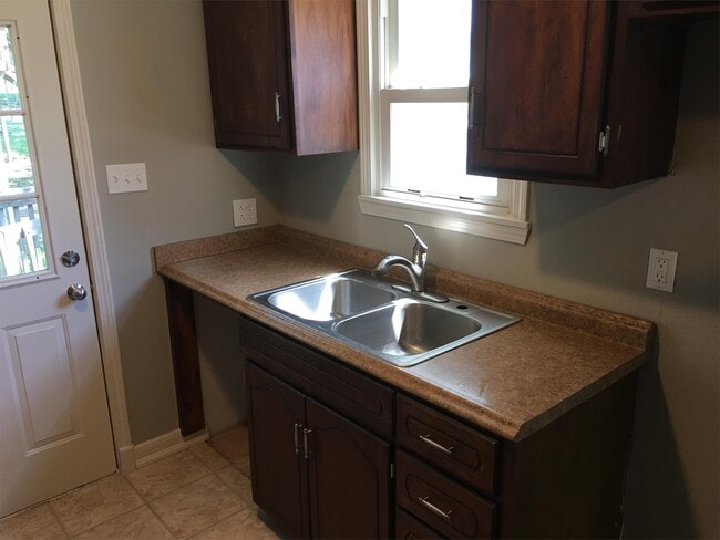 Photo - 1331 Cheyenne St