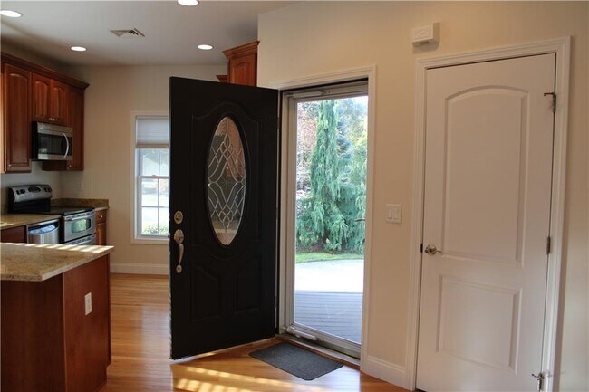 Photo - 5 Kristin Ct