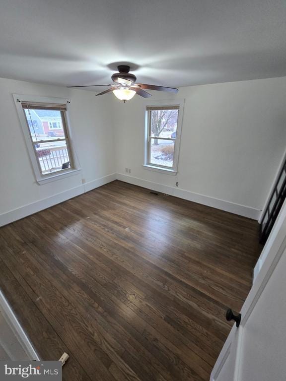 Photo - 13 Dublin Dr