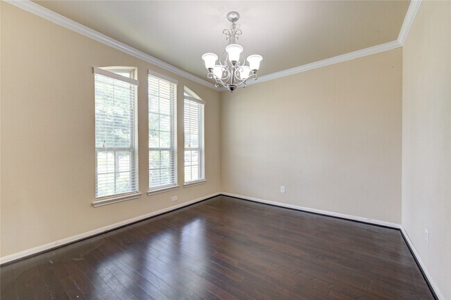 Photo - 15727 Whisper Woods Dr