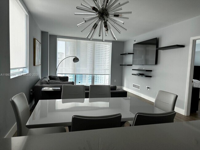 Photo - 500 Brickell Ave Unit 3307