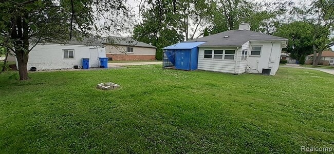 Photo - 4914 Gertrude St