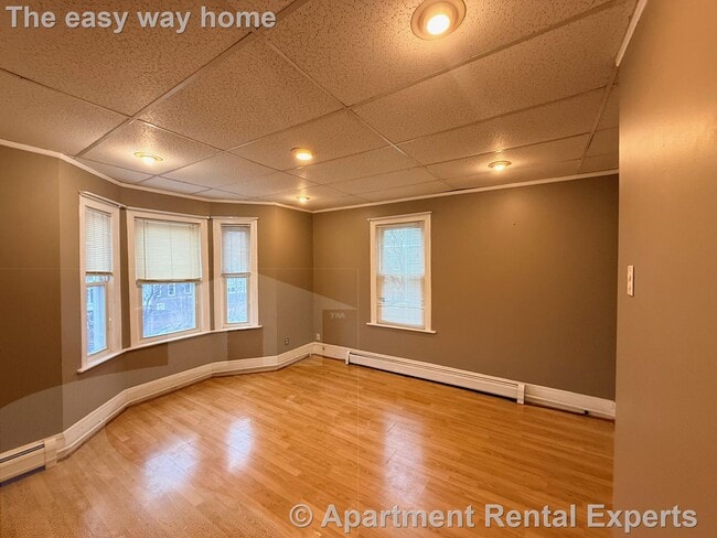 Photo - 741 Somerville Ave Unidad #2