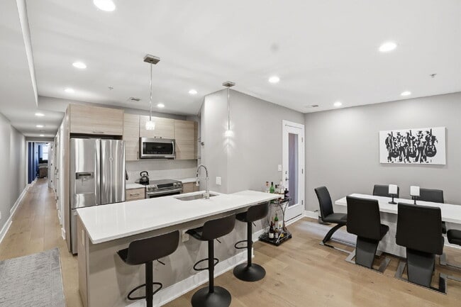 Photo - Boutique Condo Near Shaw Metro & Bloomingdale Unit #A