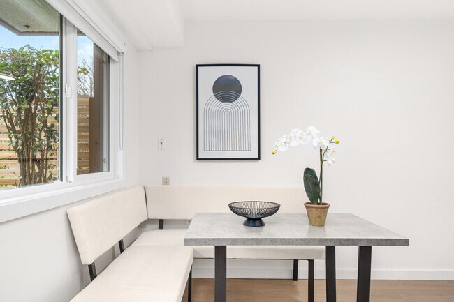 Photo - 3011 E 29th Ave Unité SI ID1389290P