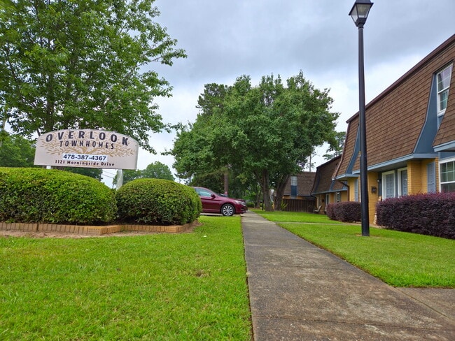 Building Photo - 1121 Morningside Dr Rental