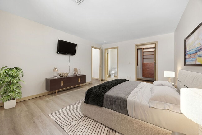 Photo - The Bradford