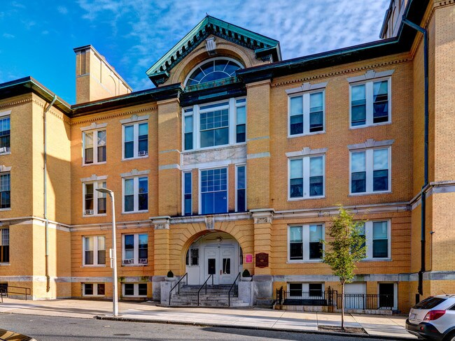 Chapman House Apartments