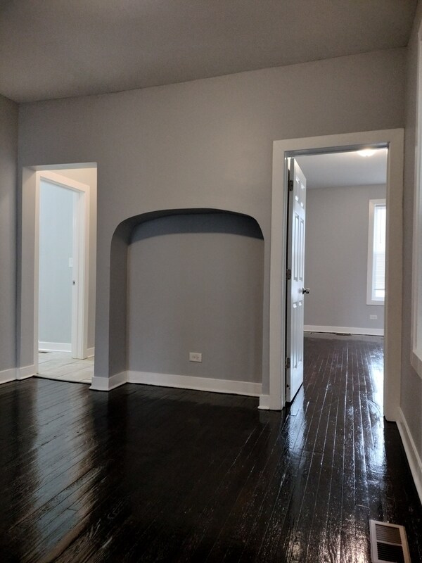 Photo - 6603 S Bishop St