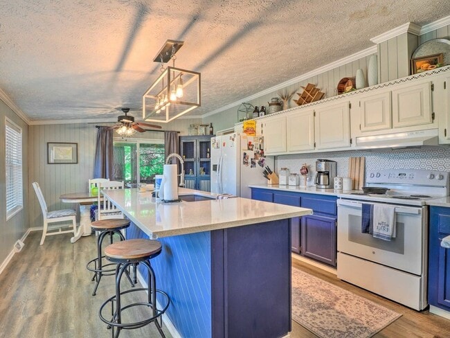 Photo - Fully Furnished, Beaver Lake Area 3 bed 2 ...