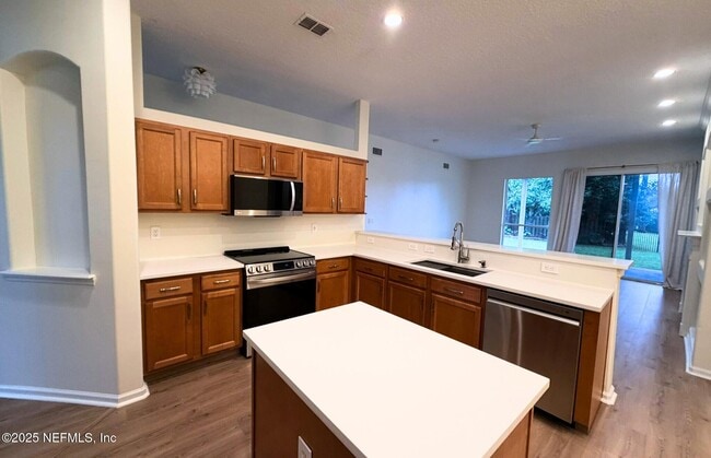 Photo - 12082 Brandon Lake Dr