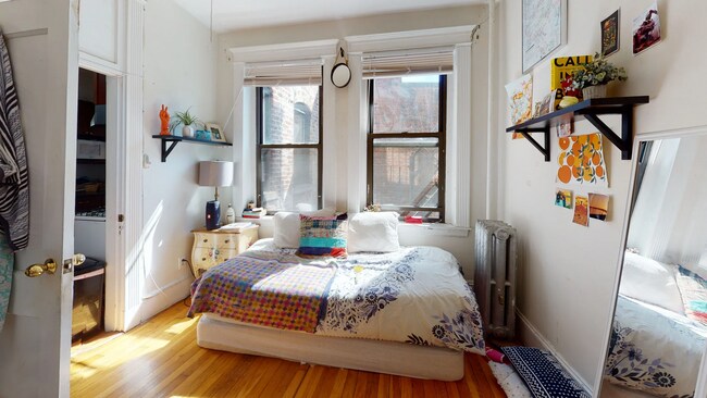 Photo - 39 Hemenway St