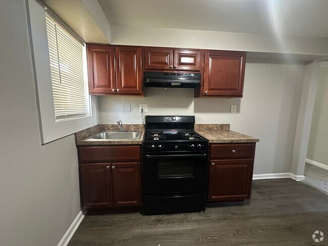 Building Photo - 3225 Cliftmont Ave Unit 2 Rental