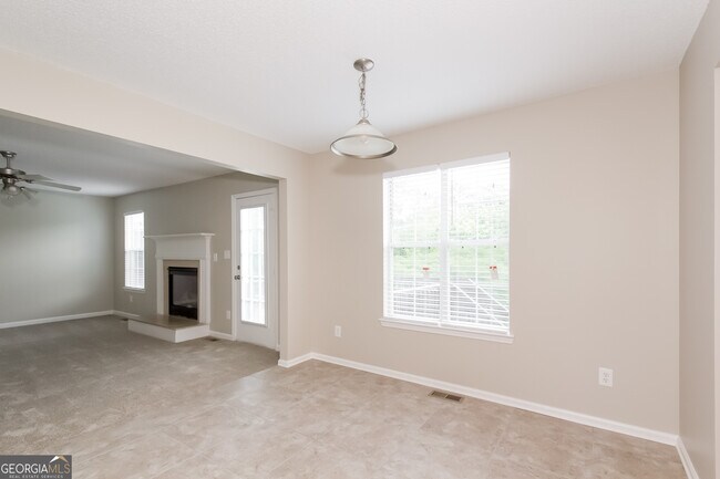 Photo - 5934 Colonnade Dr