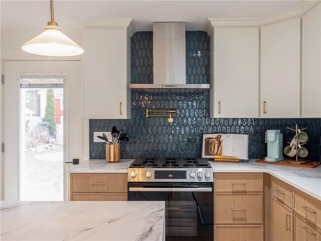 Photo - 7 Dearborn St Unit 1