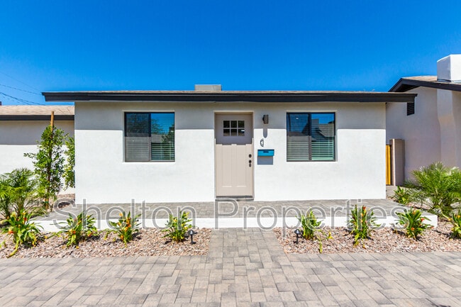 Building Photo - 616 N 10th Ave Unit G