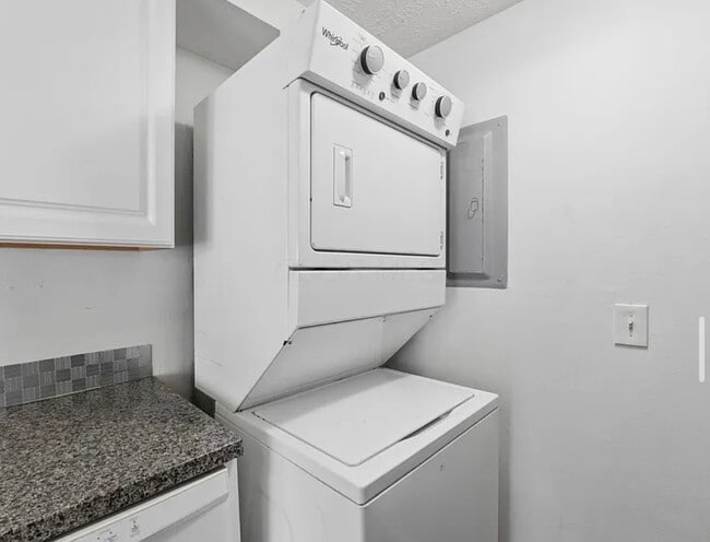 699 Cherry Hollow Rd Unidad 699 Cherry Hollow Rd A