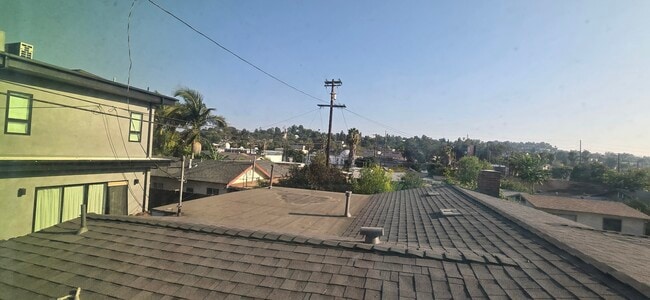 Building Photo - 1530 N Ave 45 Rental