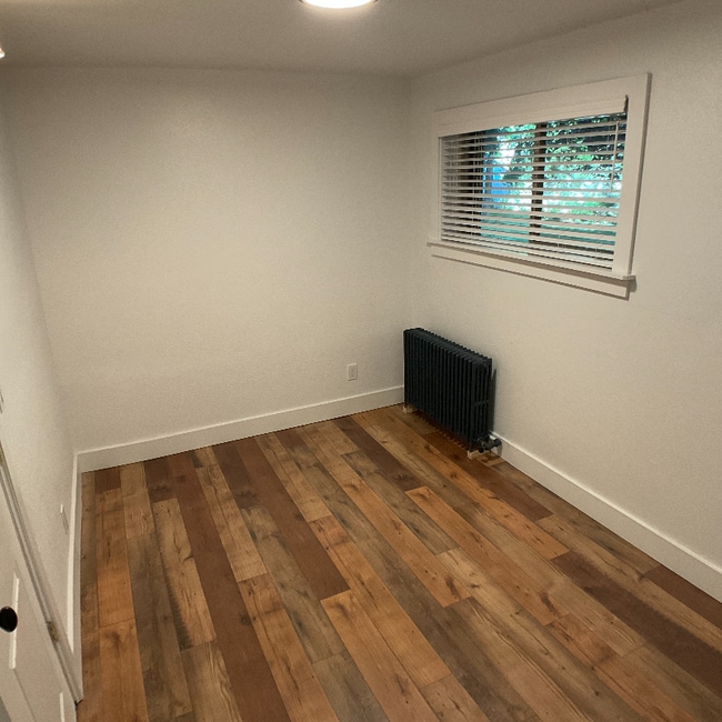 Photo - 733 E Warm Springs Ave