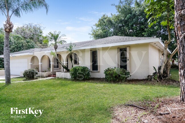 Photo - 1032 SE Floresta Dr