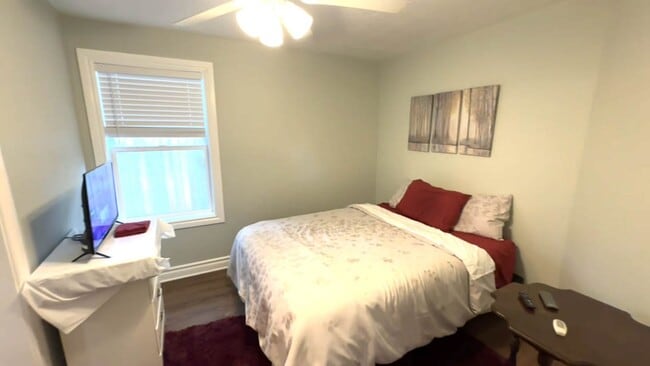 Photo - New Custom 2 Bed 2 Bath Furnished