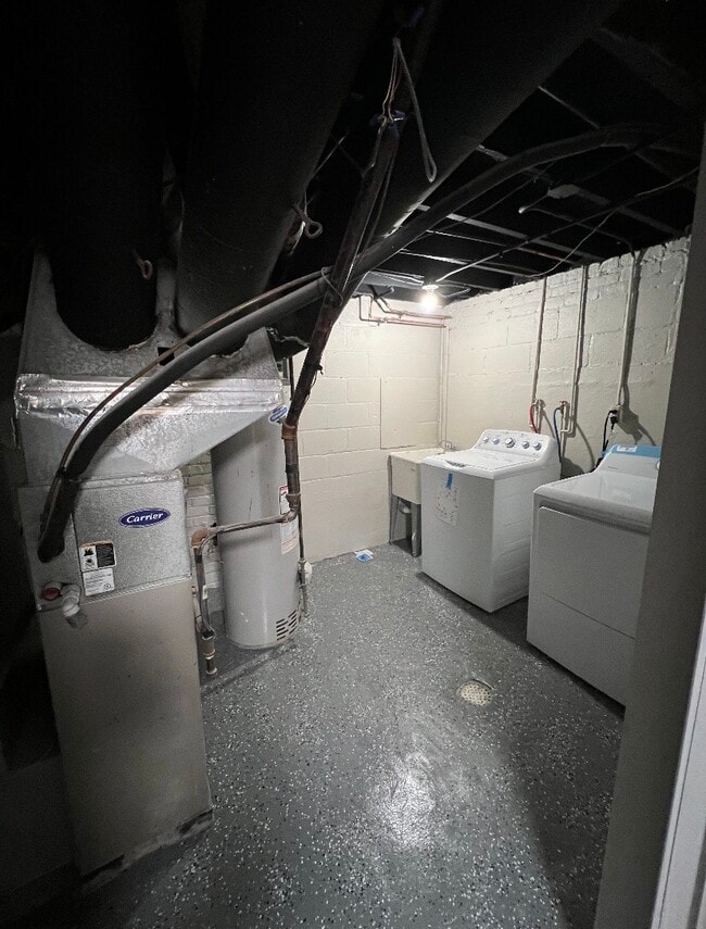 Photo - 6023 Wallace Rd