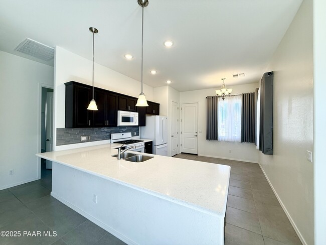 Photo - 5234 N Elliot Ave