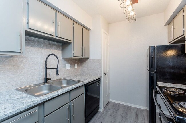 Photo - Villa Luna Apartments