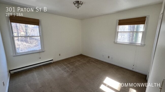 Photo - 301 Paton St